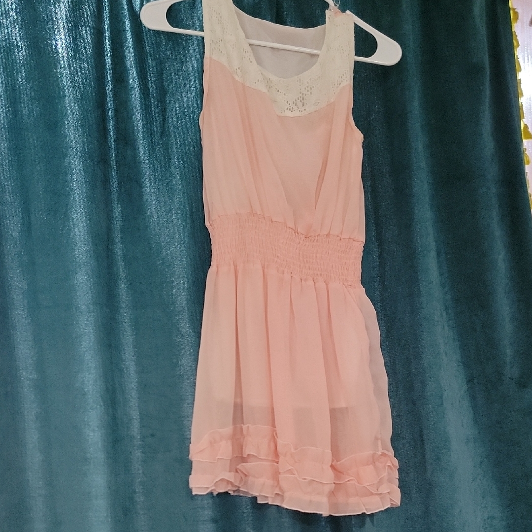 Elegant Pink Lace-Trimmed Casual Dress